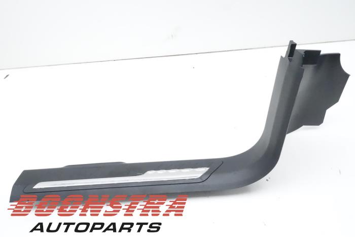 Używane Próg prawy Lynk &amp; Co 01 1.5 PHEV Cena € 49,95 Procedura marży oferowane przez Boonstra Autoparts