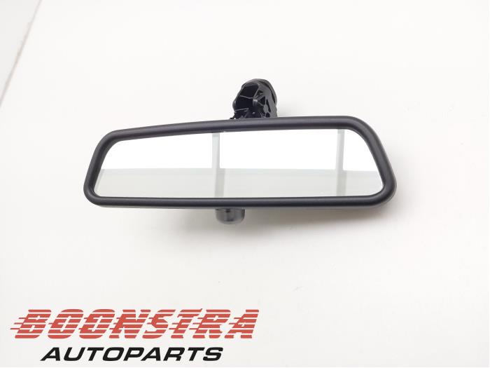 Rear view mirror from a BMW 5 serie (F10) 530i 24V 2012