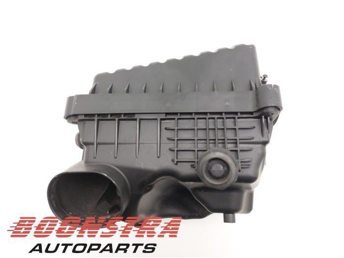 Gebrauchte Luftfiltergehäuse Opel Karl 1.0 12V Preis € 24,95 Margenregelung angeboten von Boonstra Autoparts