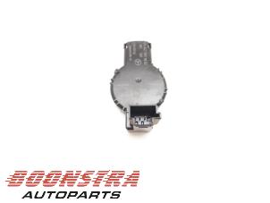 Regnsensor från en Mercedes-Benz Vito Tourer (447.7) 2.2 114 CDI 16V 2016