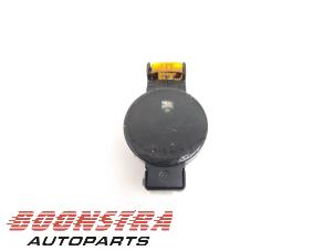 Used Rain sensor Mercedes Vito Tourer (447.7) 2.2 114 CDI 16V Price € 66,49 Inclusive VAT offered by Boonstra Autoparts
