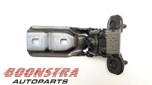 Used Tailgate hinge BMW X1 (F48) sDrive 20i 2.0 16V Twin Power Turbo Price € 24,95 Margin scheme offered by Boonstra Autoparts