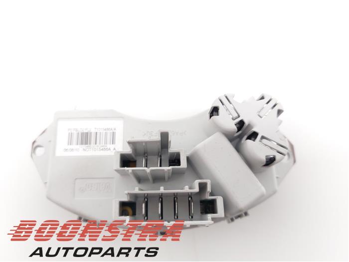 Heater resistor from a BMW X6 (E71/72) xDrive40d 3.0 24V 2010