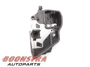 Used Rear door mechanism 4-door, right BMW X6 (E71/72) xDrive40d 3.0 24V Price € 29,95 Margin scheme offered by Boonstra Autoparts