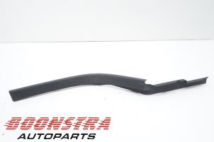 Used Sill, right Renault Clio IV (5R) 0.9 Energy TCE 90 12V Price € 24,95 Margin scheme offered by Boonstra Autoparts