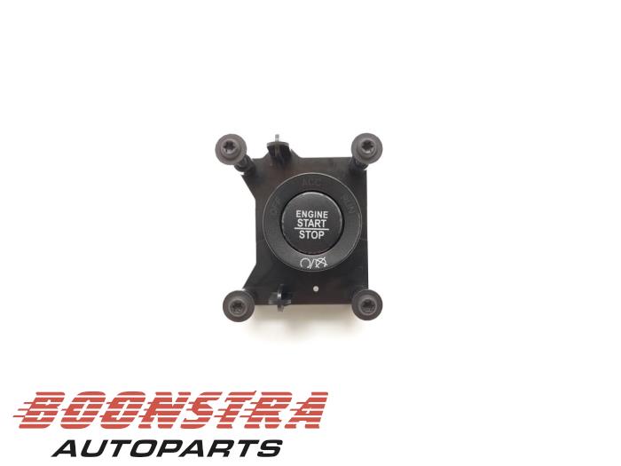 Używane Przelacznik Start/Stop Dodge 1500 Crew Cab (DS) 5.7 Hemi V8 4x4 Cena € 60,44 Z VAT oferowane przez Boonstra Autoparts