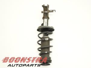Used Front shock absorber rod, left Opel Astra J Sports Tourer (PD8/PE8/PF8) 1.6 CDTI 16V Price € 38,95 Margin scheme offered by Boonstra Autoparts