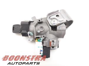Used Ignition lock + key Mitsubishi Space Star (A0) 1.0 12V Price € 39,95 Margin scheme offered by Boonstra Autoparts