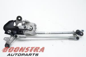 Used Wiper motor + mechanism Porsche Taycan (Y1A) 4S Price € 199,95 Margin scheme offered by Boonstra Autoparts