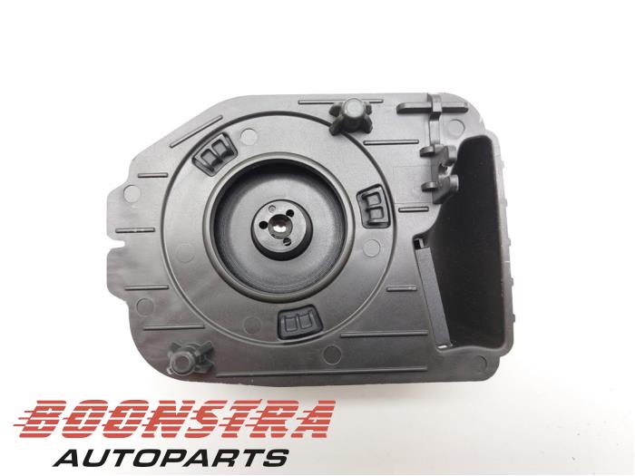 Gebrauchte Scheinwerferlüfter links BMW 5 serie (G30) M5 xDrive 4.4 V8 32V TwinPower Turbo Preis € 29,95 Margenregelung angeboten von Boonstra Autoparts