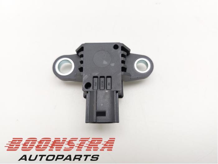 Begagnade Airbagsensor Renault Kadjar (RFEH) 1.2 Energy TCE 130 Pris € 24,95 Marginaltabell erbjuds av Boonstra Autoparts