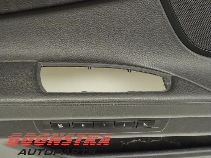 Revêtement portière 4portes avant gauche d'un BMW 7 serie (F01/02/03/04) 730d 24V 2008
