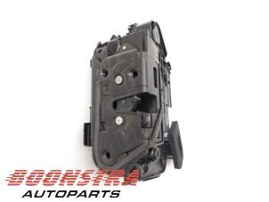Used Rear door mechanism 4-door, right Seat Ateca (5FPX) 1.6 TDI 115 Price € 24,95 Margin scheme offered by Boonstra Autoparts