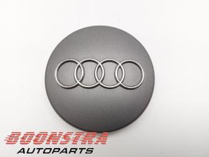 Usados Embellecedor de buje Audi A4 Precio € 24,95 Norma de margen ofrecido por Boonstra Autoparts