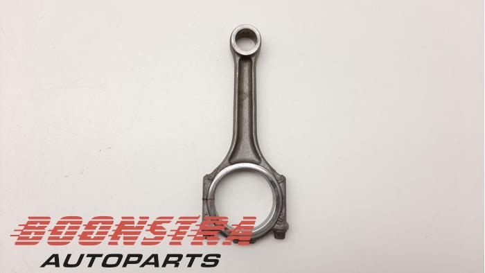Usagé Bielle Volkswagen Touareg (7LA/7L6) 4.2 V8 40V Prix € 49,95 Règlement à la marge proposé par Boonstra Autoparts