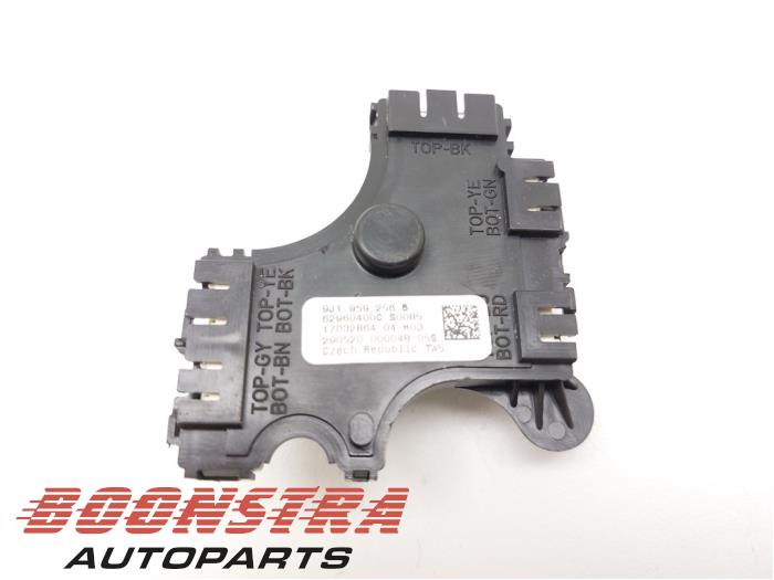Używane Modul (rózne) Porsche Taycan (Y1A) 4S Cena € 49,95 Procedura marży oferowane przez Boonstra Autoparts