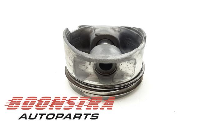 Usagé Piston Volkswagen Touareg (7LA/7L6) 4.2 V8 40V Prix € 49,95 Règlement à la marge proposé par Boonstra Autoparts
