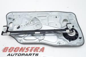 Used Window mechanism 4-door, front right Volvo XC70 (BZ) 2.0 D4 20V Price € 29,95 Margin scheme offered by Boonstra Autoparts