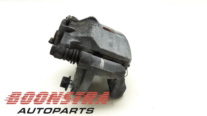 Front brake calliper, right from a Renault Kadjar (RFEH) 1.2 Energy TCE 130 2017