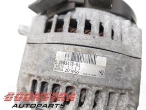Dynamo van een BMW 3 serie Touring (F31) 320i 2.0 16V 2013