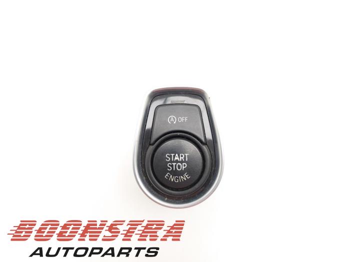 Start/stop switch from a BMW 3 serie Touring (F31) 320i 2.0 16V 2013