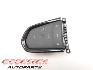 Used Steering wheel mounted radio control Lynk &amp; Co 01 1.5 PHEV Price € 99,95 Margin scheme offered by Boonstra Autoparts