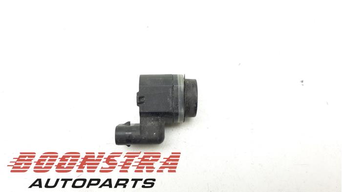 Usados Sensor PDC BMW 5 serie (F10) 530i 24V Precio € 24,95 Norma de margen ofrecido por Boonstra Autoparts
