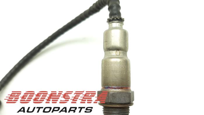 Lambda probe from a Opel Astra K Sports Tourer 1.6 CDTI 136 16V 2018