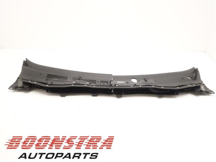 Używane Parawan Mazda 6 SportBreak (GJ/GH/GL) 2.2 SkyActiv-D 150 16V Cena € 49,95 Procedura marży oferowane przez Boonstra Autoparts