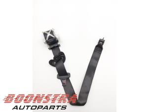 Used Front seatbelt, right BMW 2 serie (F22) 220i 2.0 Turbo 16V Price € 24,95 Margin scheme offered by Boonstra Autoparts