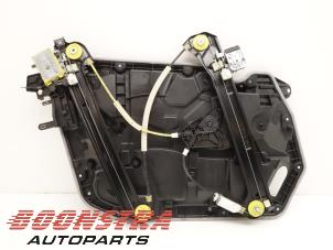 Used Window mechanism 4-door, front right Mercedes CLS (C257) 450 EQ Boost 3.0 24V 4-Matic Price € 29,95 Margin scheme offered by Boonstra Autoparts