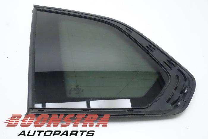 Usados Ventanilla triangular izquierda detrás BMW X5 (G05) xDrive 40i 3.0 24V Precio € 99,95 Norma de margen ofrecido por Boonstra Autoparts