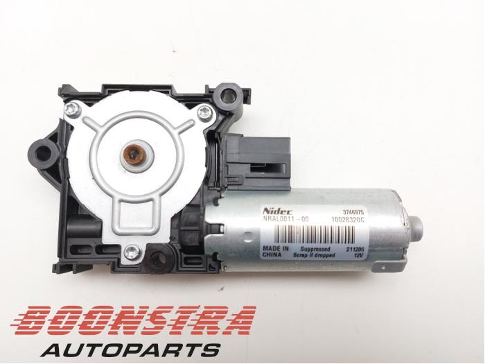 Używane Silnik szyberdachu Lynk &amp; Co 01 1.5 PHEV Cena € 54,95 Procedura marży oferowane przez Boonstra Autoparts