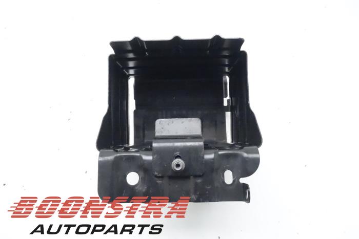 Begagnade Batterilåda Tesla Model X 100D Pris € 29,95 Marginaltabell erbjuds av Boonstra Autoparts
