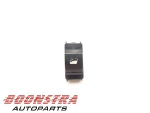 Used Electric window switch Peugeot Partner (GC/GF/GG/GJ/GK) 1.6 BlueHDi 100 4x4 Price € 30,19 Inclusive VAT offered by Boonstra Autoparts