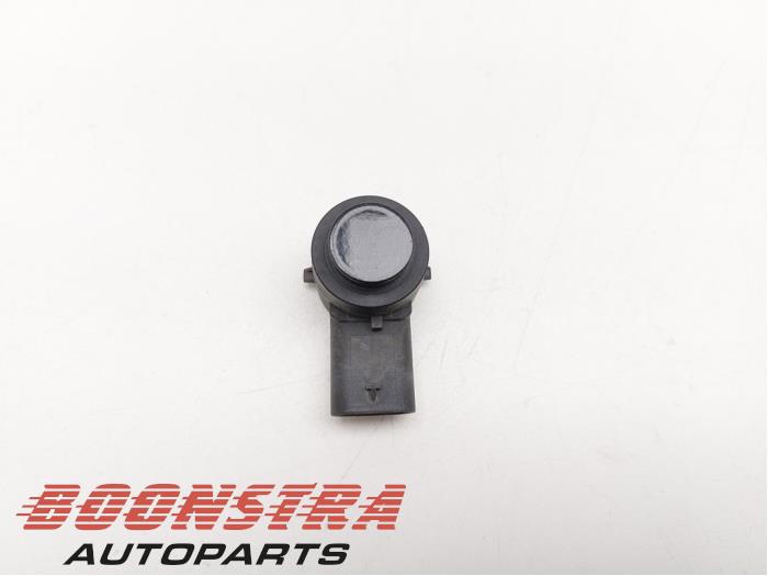 Usados Sensor PDC Opel Astra K Sports Tourer 1.6 CDTI 110 16V Precio € 24,95 Norma de margen ofrecido por Boonstra Autoparts