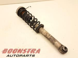 Used Rear shock absorber rod, right BMW 7 serie (E65/E66/E67) 750i,Li 4.8 32V Price € 129,95 Margin scheme offered by Boonstra Autoparts