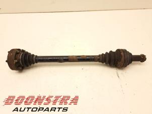 Used Drive shaft, rear right BMW 7 serie (E65/E66/E67) 750i,Li 4.8 32V Price € 224,95 Margin scheme offered by Boonstra Autoparts