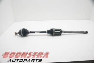 Used Front drive shaft, right BMW X3 (G01) xDrive 20i 2.0 TwinPower Turbo 16V Price € 369,95 Margin scheme offered by Boonstra Autoparts