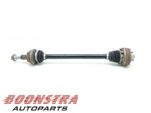 Used Drive shaft, rear left Volkswagen Golf VII (AUA) 2.0 R-line 4Motion 16V Price € 39,95 Margin scheme offered by Boonstra Autoparts