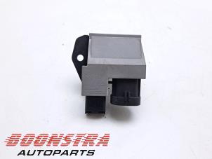Used Cooling fan resistor Renault Clio IV Estate/Grandtour (7R) 1.5 Energy dCi 90 FAP Price € 24,95 Margin scheme offered by Boonstra Autoparts