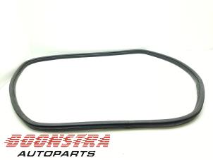 Used Rear door seal 4-door, right BMW 3 serie (F30) 320d 2.0 16V EfficientDynamicsEdition Price € 24,95 Margin scheme offered by Boonstra Autoparts