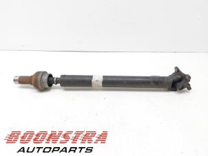 Used 4x4 front intermediate driveshaft Dodge 1500 Crew Cab (DS/DJ/D2) 5.7 Hemi V8 4x4 Price € 241,94 Inclusive VAT offered by Boonstra Autoparts