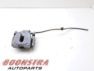 Used Front brake calliper, right BMW X3 (G01) xDrive 30e 2.0 TwinPower Turbo 16V Price € 104,95 Margin scheme offered by Boonstra Autoparts