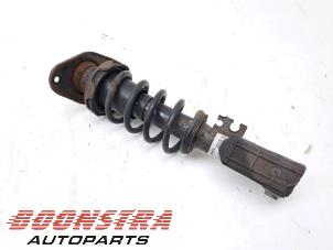Used Rear shock absorber rod, right Mini Clubman (R55) 1.6 16V Cooper Price € 34,95 Margin scheme offered by Boonstra Autoparts
