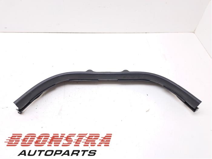 Używane Parawan BMW M8 Gran Coupe (F93) 4.4 Competition V8 32V Twin Turbo Cena € 99,95 Procedura marży oferowane przez Boonstra Autoparts