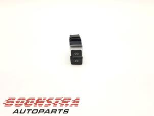 Used Parking brake switch Audi A6 Avant (C7) 3.0 TDI V6 24V biturbo Quattro Price € 24,95 Margin scheme offered by Boonstra Autoparts
