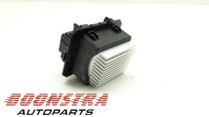 Used Heater resistor Mercedes ML III (166) 2.1 ML-250 CDI 16V BlueTEC 4-Matic Price € 24,95 Margin scheme offered by Boonstra Autoparts