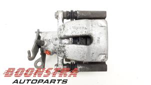 Used Rear brake calliper, left Renault Clio IV (5R) 1.6 Turbo 16V RS 200 EDC Price € 24,95 Margin scheme offered by Boonstra Autoparts