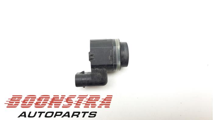 Usados Sensor PDC Ford Focus 3 Wagon 1.6 TDCi ECOnetic Precio € 24,95 Norma de margen ofrecido por Boonstra Autoparts